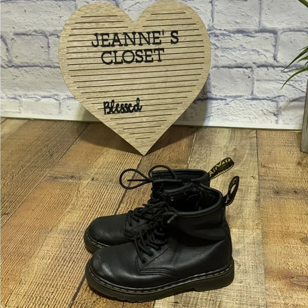 Dr Martens 1460 Soft T Leather Lace Up Boots Black Booties youth  Size 10